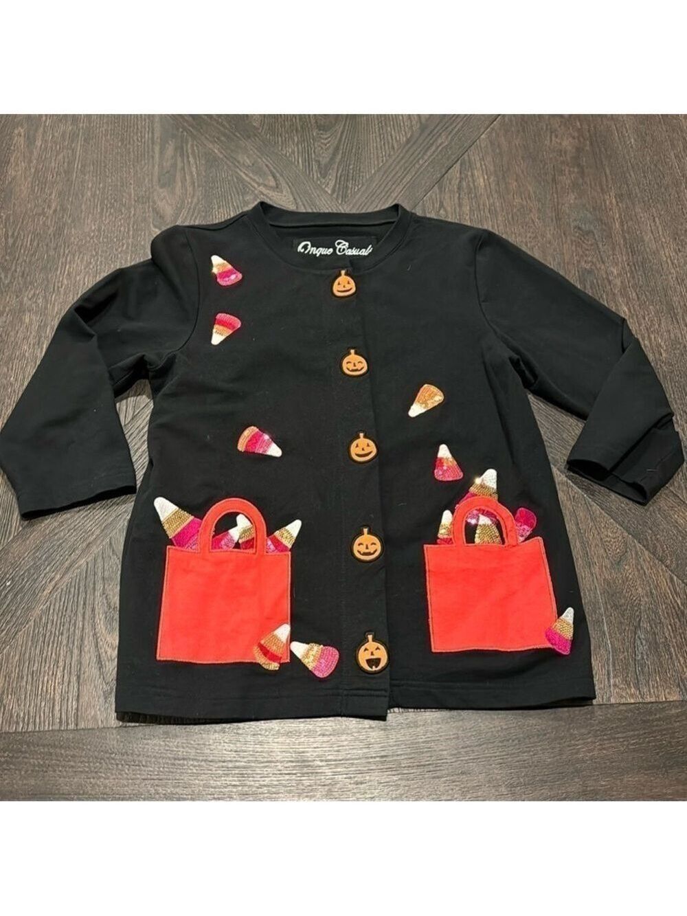 Onque Casuals Sweater Small Halloween